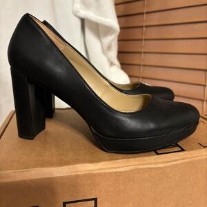 Naturalizer Berlin Platform Pump Black Size 9 Wide